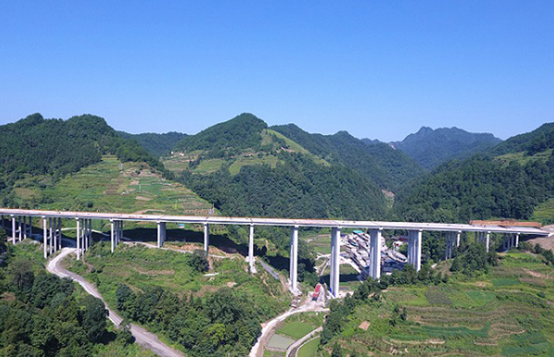 贵州沿印松高速公路第十合同项目